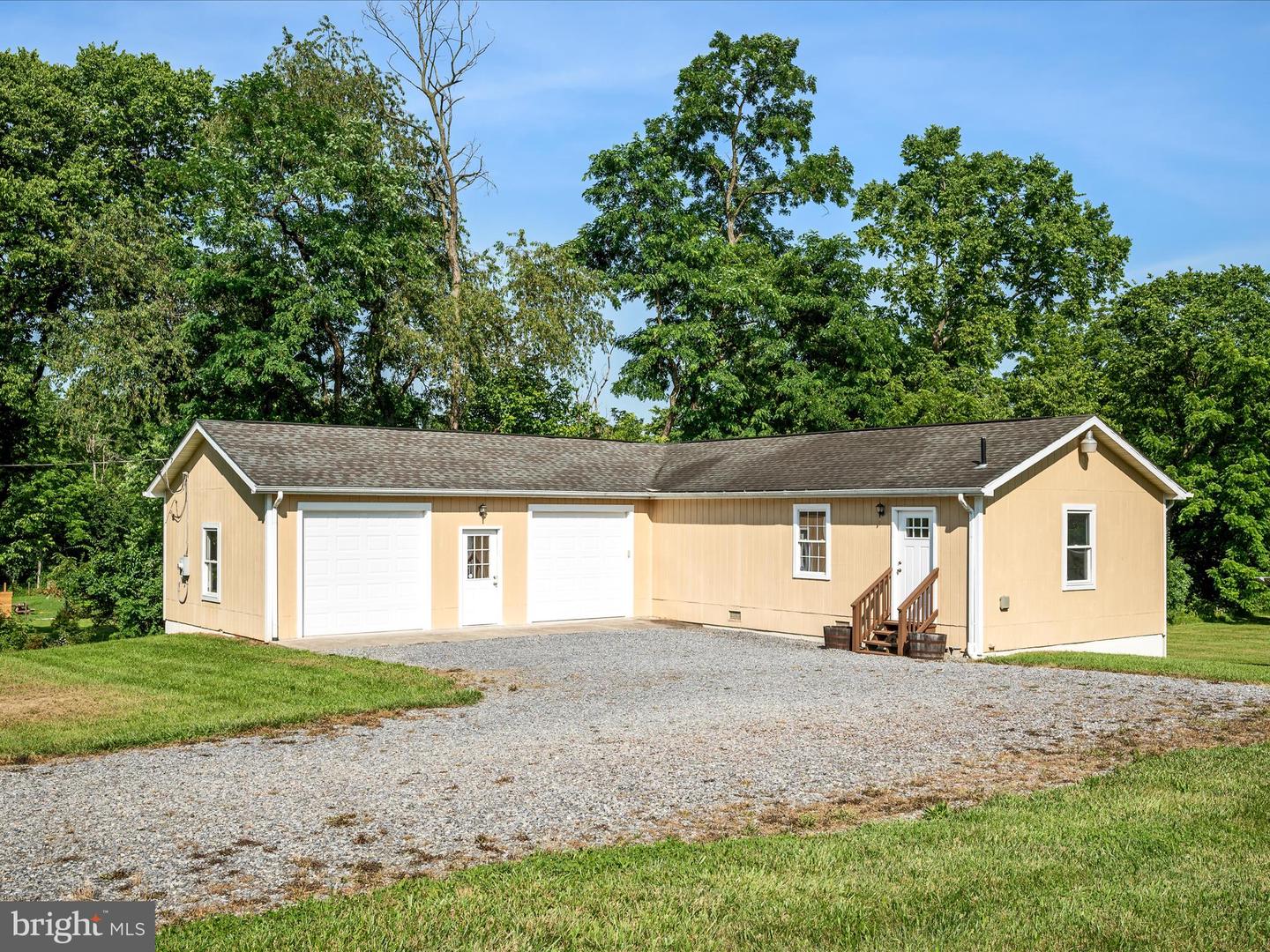 87 OLD WATERLOO RD, BOYCE, Virginia 22620, 5 Bedrooms Bedrooms, ,4 BathroomsBathrooms,Residential,For sale,87 OLD WATERLOO RD,VACL2003542 MLS # VACL2003542