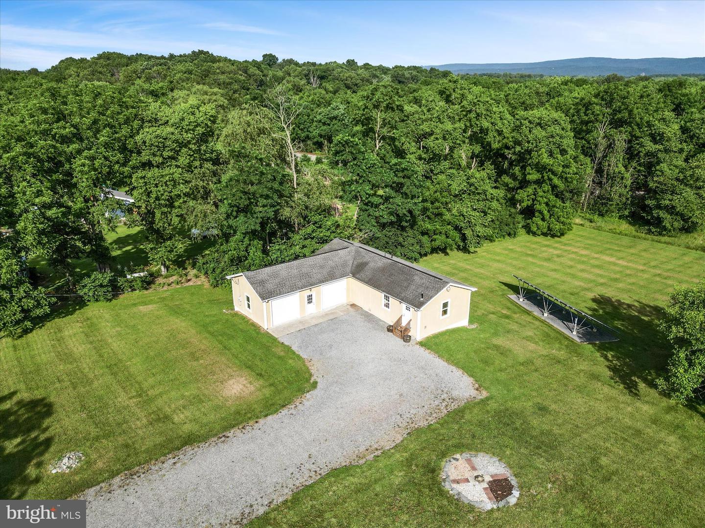 87 OLD WATERLOO RD, BOYCE, Virginia 22620, 5 Bedrooms Bedrooms, ,4 BathroomsBathrooms,Residential,For sale,87 OLD WATERLOO RD,VACL2003542 MLS # VACL2003542