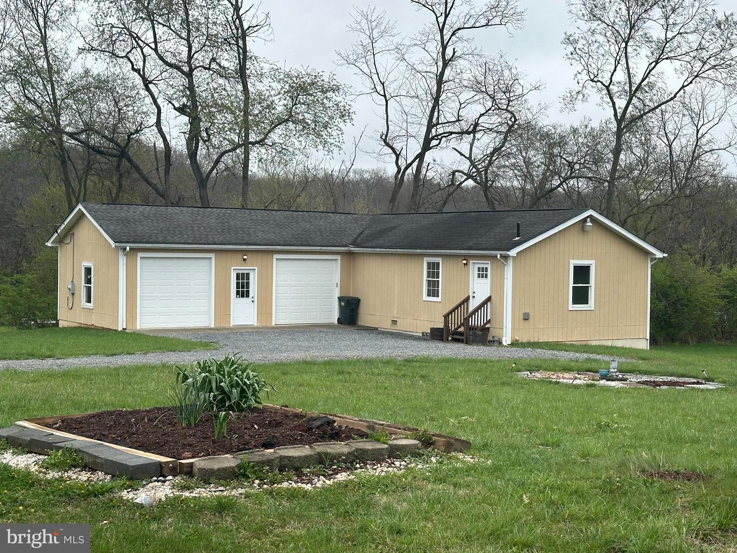 87 OLD WATERLOO RD, BOYCE, Virginia 22620, 5 Bedrooms Bedrooms, ,4 BathroomsBathrooms,Residential,For sale,87 OLD WATERLOO RD,VACL2003542 MLS # VACL2003542