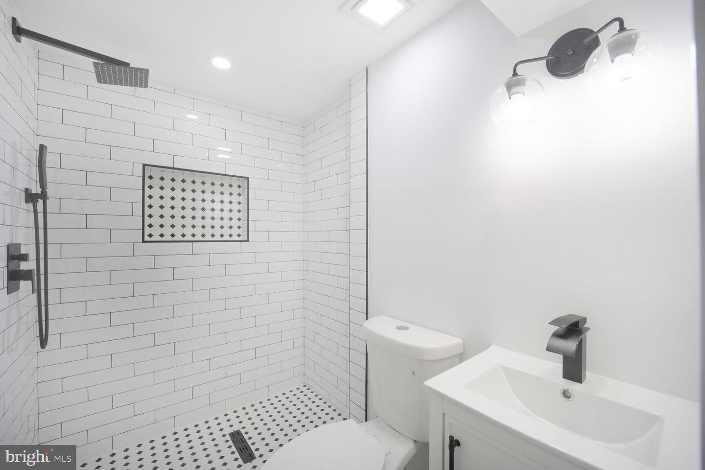 3309 22ND ST NE, WASHINGTON, District Of Columbia 20018, 4 Bedrooms Bedrooms, ,3 BathroomsBathrooms,Residential,For sale,3309 22ND ST NE,DCDC2193836 MLS # DCDC2193836