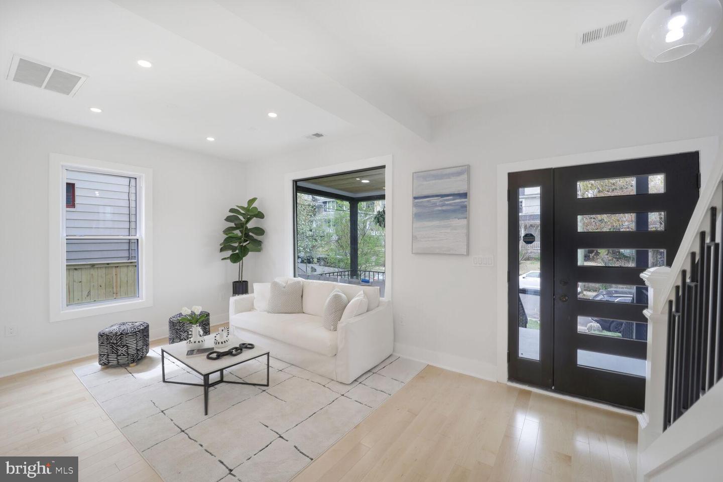 3309 22ND ST NE, WASHINGTON, District Of Columbia 20018, 4 Bedrooms Bedrooms, ,3 BathroomsBathrooms,Residential,For sale,3309 22ND ST NE,DCDC2193836 MLS # DCDC2193836