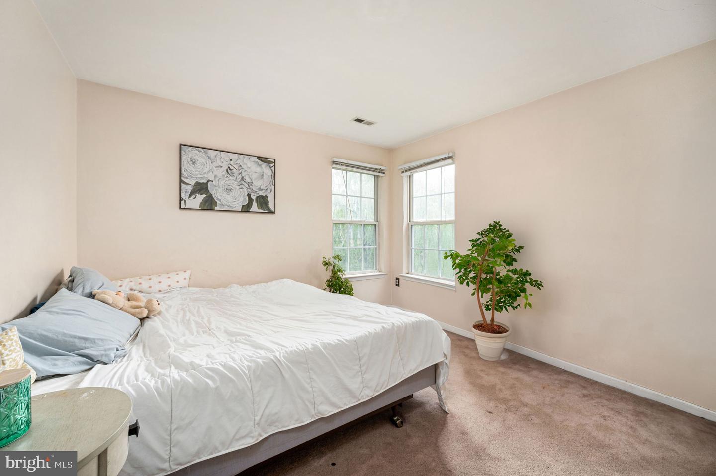 6804 LAKERIDGE DR, FREDERICKSBURG, Virginia 22407, 4 Bedrooms Bedrooms, ,2 BathroomsBathrooms,Residential,For sale,6804 LAKERIDGE DR,VASP2032456 MLS # VASP2032456