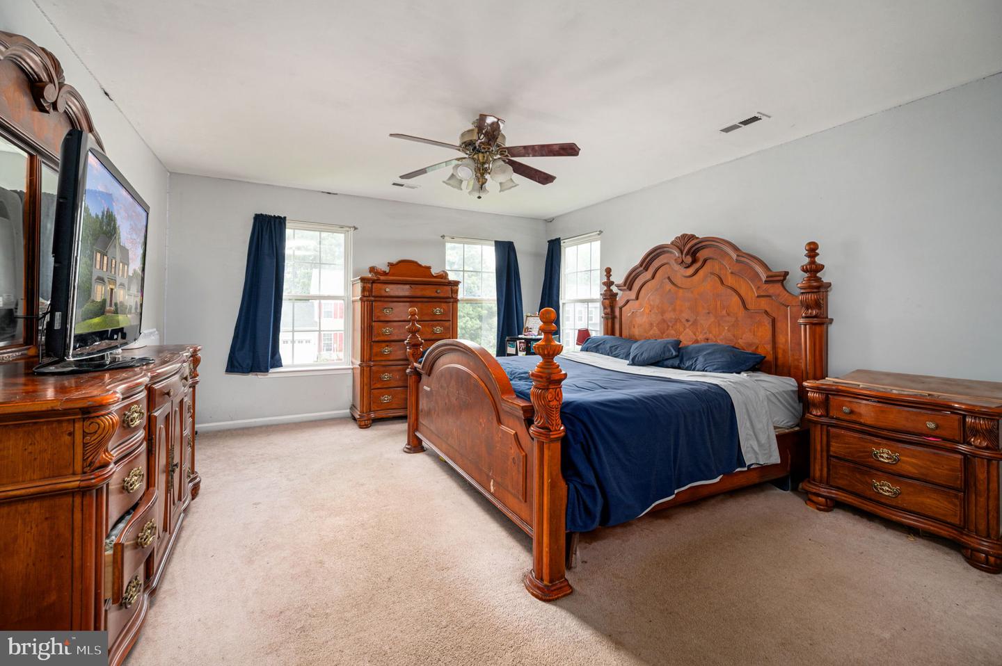 6804 LAKERIDGE DR, FREDERICKSBURG, Virginia 22407, 4 Bedrooms Bedrooms, ,2 BathroomsBathrooms,Residential,For sale,6804 LAKERIDGE DR,VASP2032456 MLS # VASP2032456