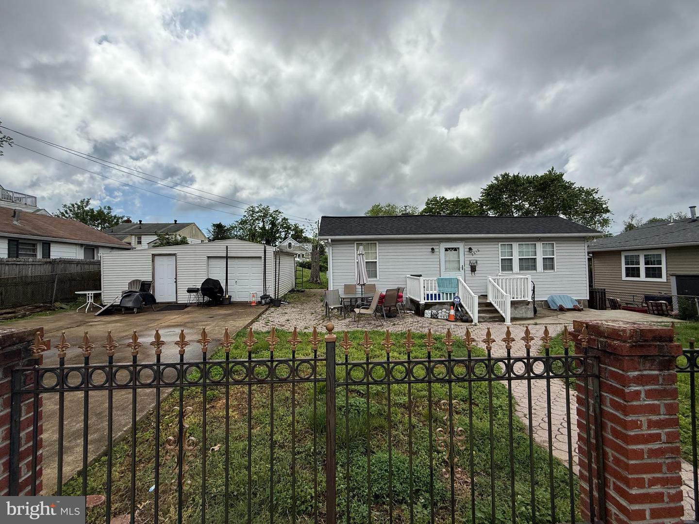 2818 LIBERTY AVE, FALLS CHURCH, Virginia 22042, 3 Bedrooms Bedrooms, ,3 BathroomsBathrooms,Residential,For sale,2818 LIBERTY AVE,VAFX2236052 MLS # VAFX2236052