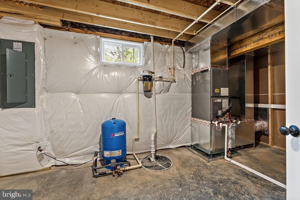 5903 STUBBS BRIDGE RD, MINERAL, Virginia 23117, 5 Bedrooms Bedrooms, ,3 BathroomsBathrooms,Residential,For sale,5903 STUBBS BRIDGE RD,VASP2032520 MLS # VASP2032520