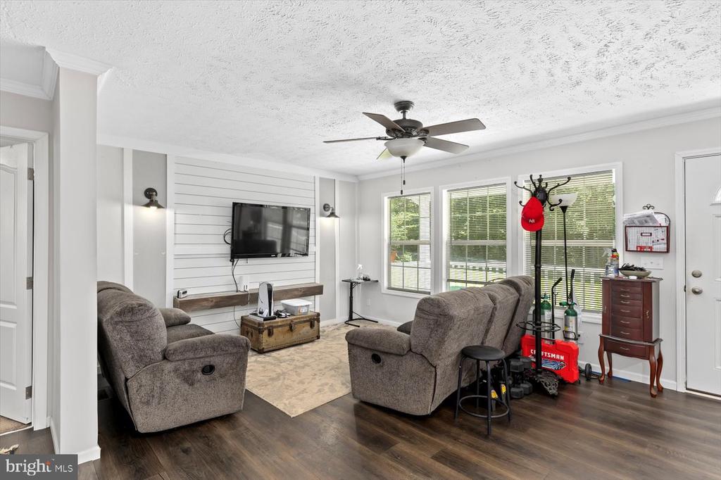 5404 TRIMMINGHAM CT, MINERAL, Virginia 23117, 3 Bedrooms Bedrooms, ,2 BathroomsBathrooms,Residential,5404 TRIMMINGHAM CT,VASP2034220 MLS # VASP2034220