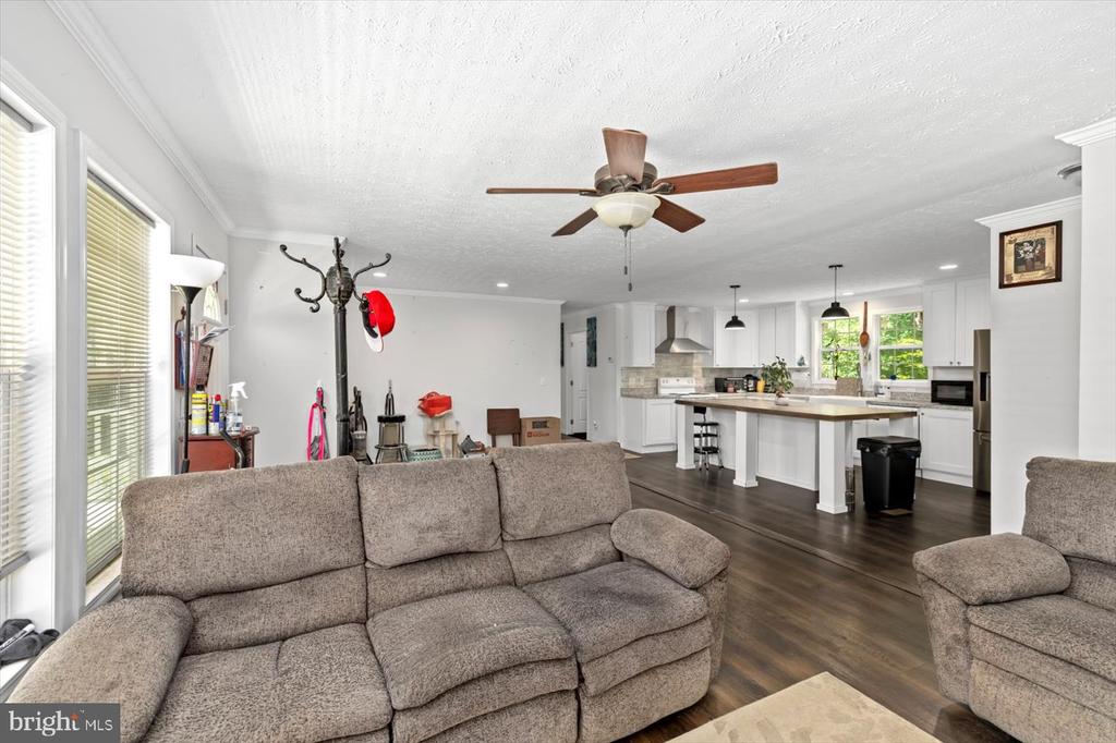 5404 TRIMMINGHAM CT, MINERAL, Virginia 23117, 3 Bedrooms Bedrooms, ,2 BathroomsBathrooms,Residential,5404 TRIMMINGHAM CT,VASP2034220 MLS # VASP2034220
