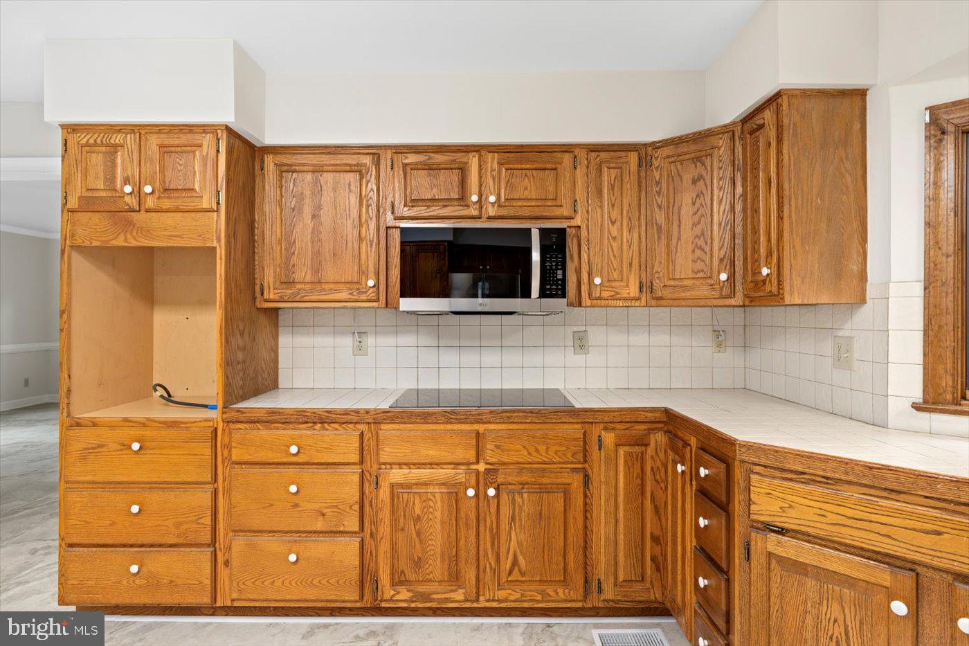 22 BRADDOCK DR, FREDERICKSBURG, Virginia 22405, 4 Bedrooms Bedrooms, ,3 BathroomsBathrooms,Residential,For sale,22 BRADDOCK DR,VAST2039010 MLS # VAST2039010