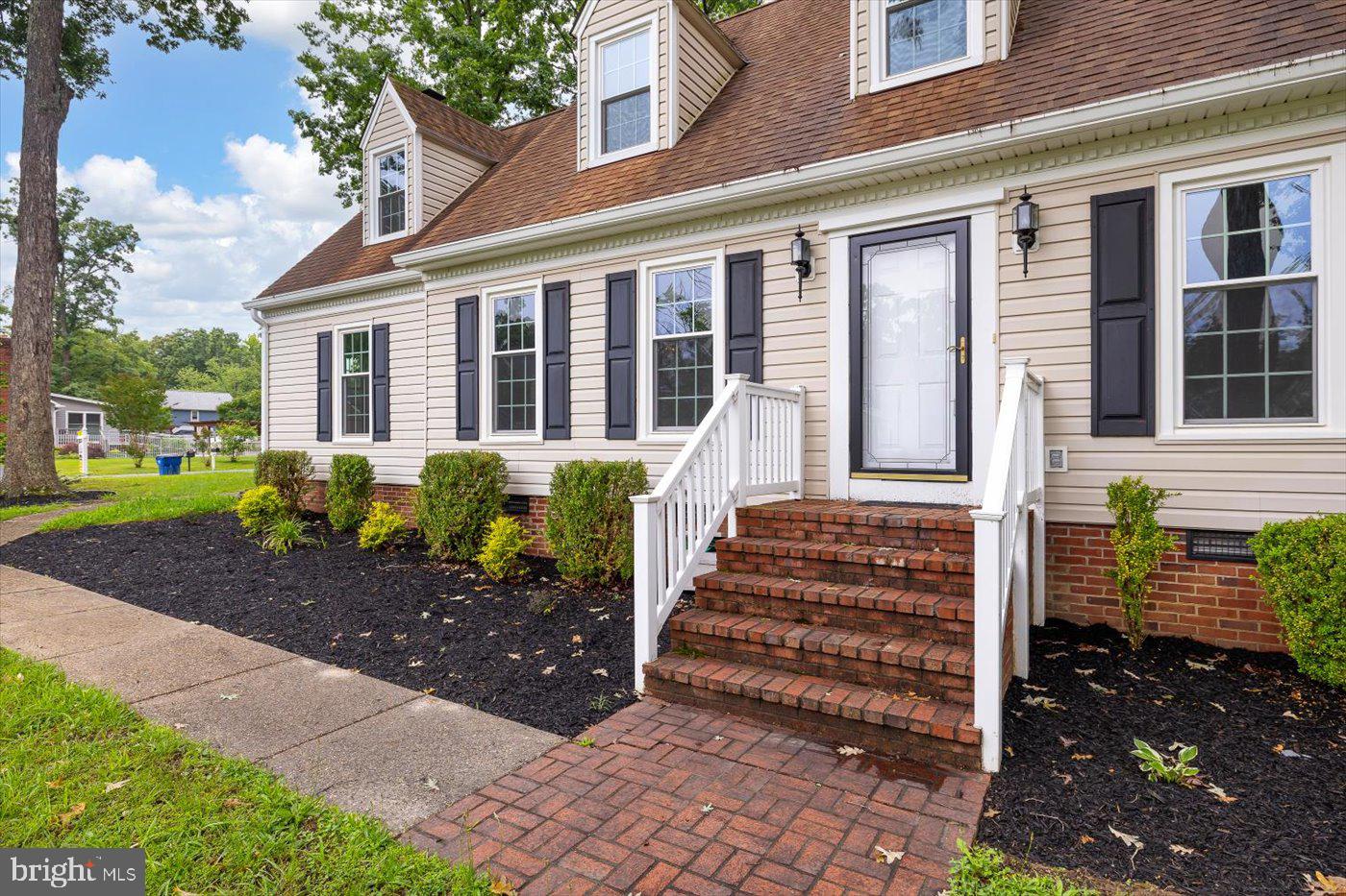 22 BRADDOCK DR, FREDERICKSBURG, Virginia 22405, 4 Bedrooms Bedrooms, ,3 BathroomsBathrooms,Residential,For sale,22 BRADDOCK DR,VAST2039010 MLS # VAST2039010