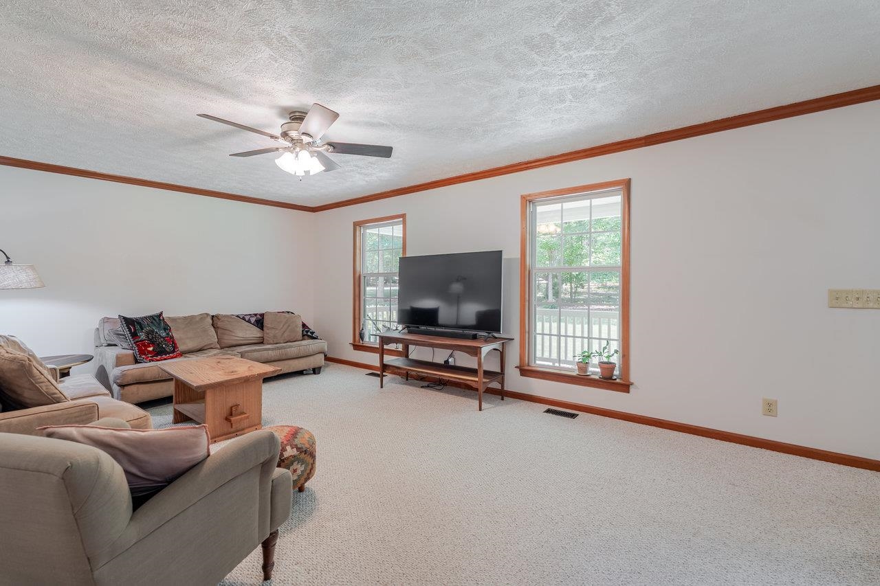 4201 BROWN MOUNTAIN LN, ELKTON, Virginia 22827, 4 Bedrooms Bedrooms, ,3 BathroomsBathrooms,Residential,4201 BROWN MOUNTAIN LN,666124 MLS # 666124