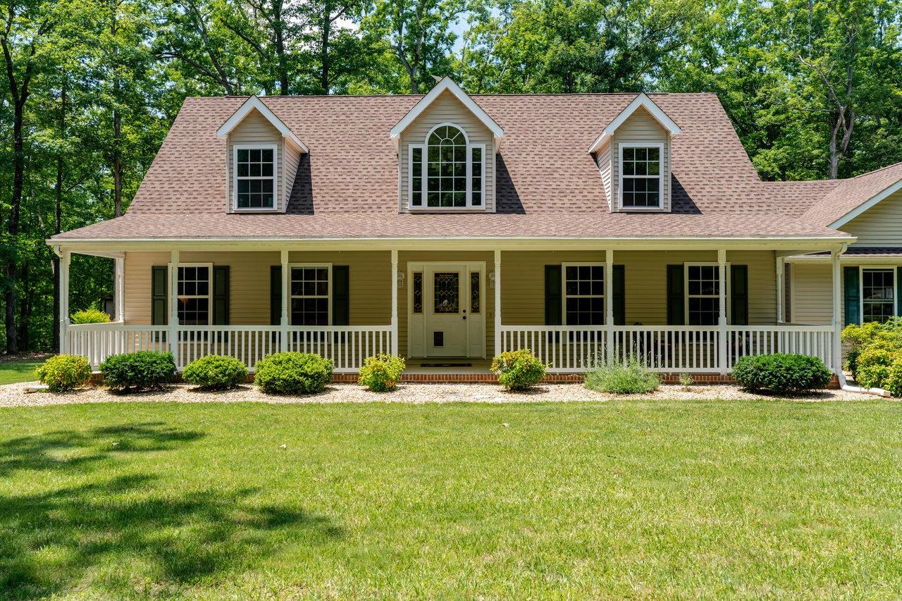 4201 BROWN MOUNTAIN LN, ELKTON, Virginia 22827, 4 Bedrooms Bedrooms, ,3 BathroomsBathrooms,Residential,4201 BROWN MOUNTAIN LN,666124 MLS # 666124