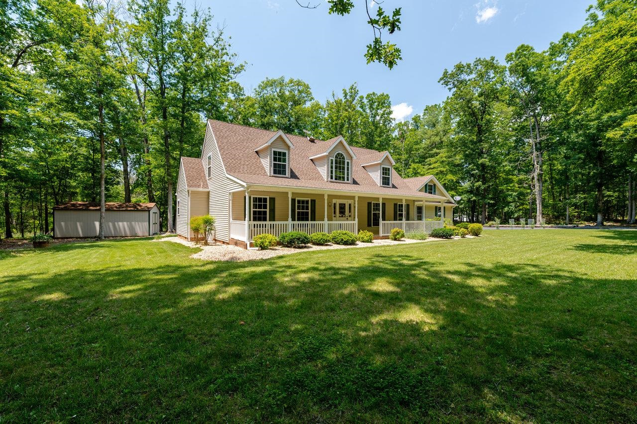 4201 BROWN MOUNTAIN LN, ELKTON, Virginia 22827, 4 Bedrooms Bedrooms, ,3 BathroomsBathrooms,Residential,4201 BROWN MOUNTAIN LN,666124 MLS # 666124