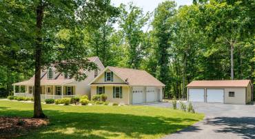 4201 BROWN MOUNTAIN LN, ELKTON, Virginia 22827, 4 Bedrooms Bedrooms, ,3 BathroomsBathrooms,Residential,4201 BROWN MOUNTAIN LN,666124 MLS # 666124