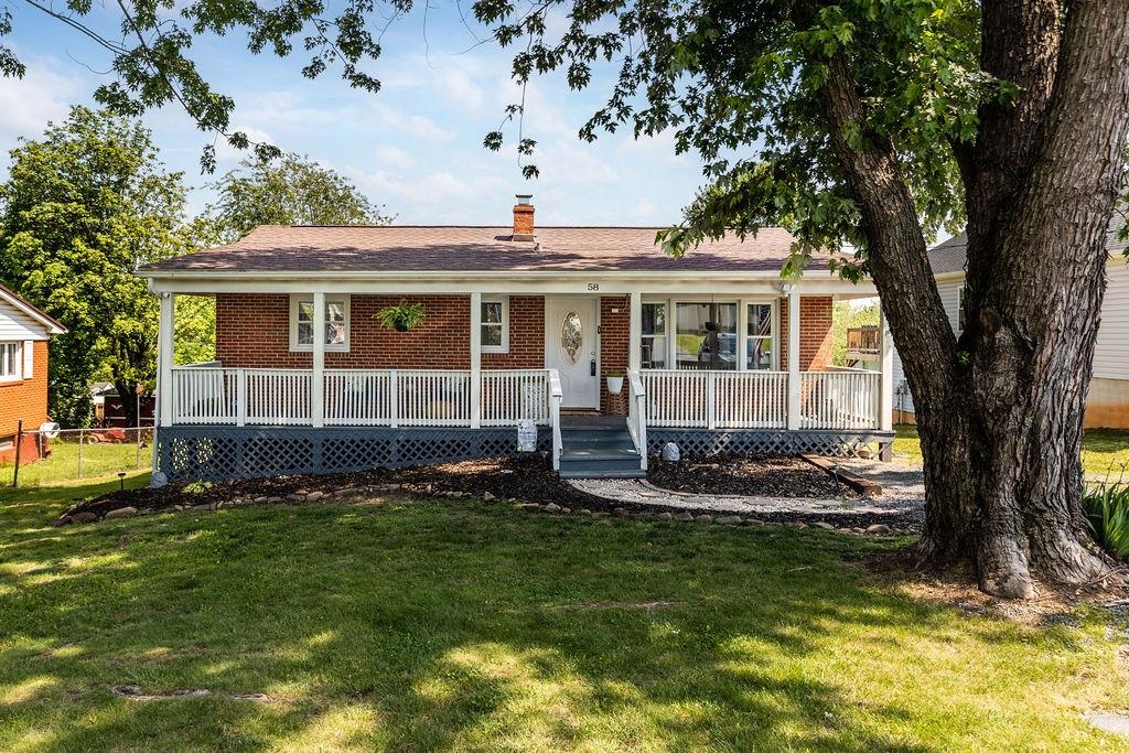 58 AUGUSTA ST, VERONA, Virginia 24482, 3 Bedrooms Bedrooms, ,1 BathroomBathrooms,Residential,58 AUGUSTA ST,666134 MLS # 666134