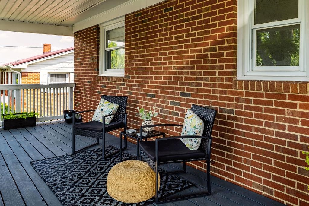 58 AUGUSTA ST, VERONA, Virginia 24482, 3 Bedrooms Bedrooms, ,1 BathroomBathrooms,Residential,58 AUGUSTA ST,666134 MLS # 666134