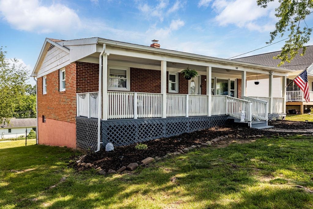 58 AUGUSTA ST, VERONA, Virginia 24482, 3 Bedrooms Bedrooms, ,1 BathroomBathrooms,Residential,58 AUGUSTA ST,666134 MLS # 666134