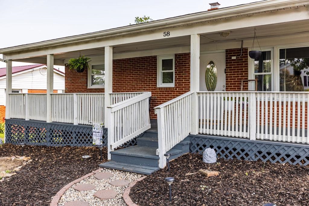 58 AUGUSTA ST, VERONA, Virginia 24482, 3 Bedrooms Bedrooms, ,1 BathroomBathrooms,Residential,58 AUGUSTA ST,666134 MLS # 666134