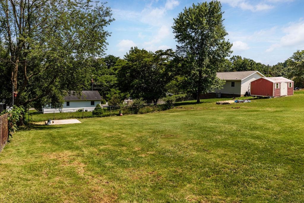 58 AUGUSTA ST, VERONA, Virginia 24482, 3 Bedrooms Bedrooms, ,1 BathroomBathrooms,Residential,58 AUGUSTA ST,666134 MLS # 666134