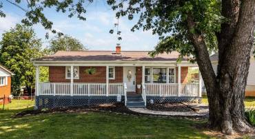 58 AUGUSTA ST, VERONA, Virginia 24482, 3 Bedrooms Bedrooms, ,1 BathroomBathrooms,Residential,58 AUGUSTA ST,666134 MLS # 666134