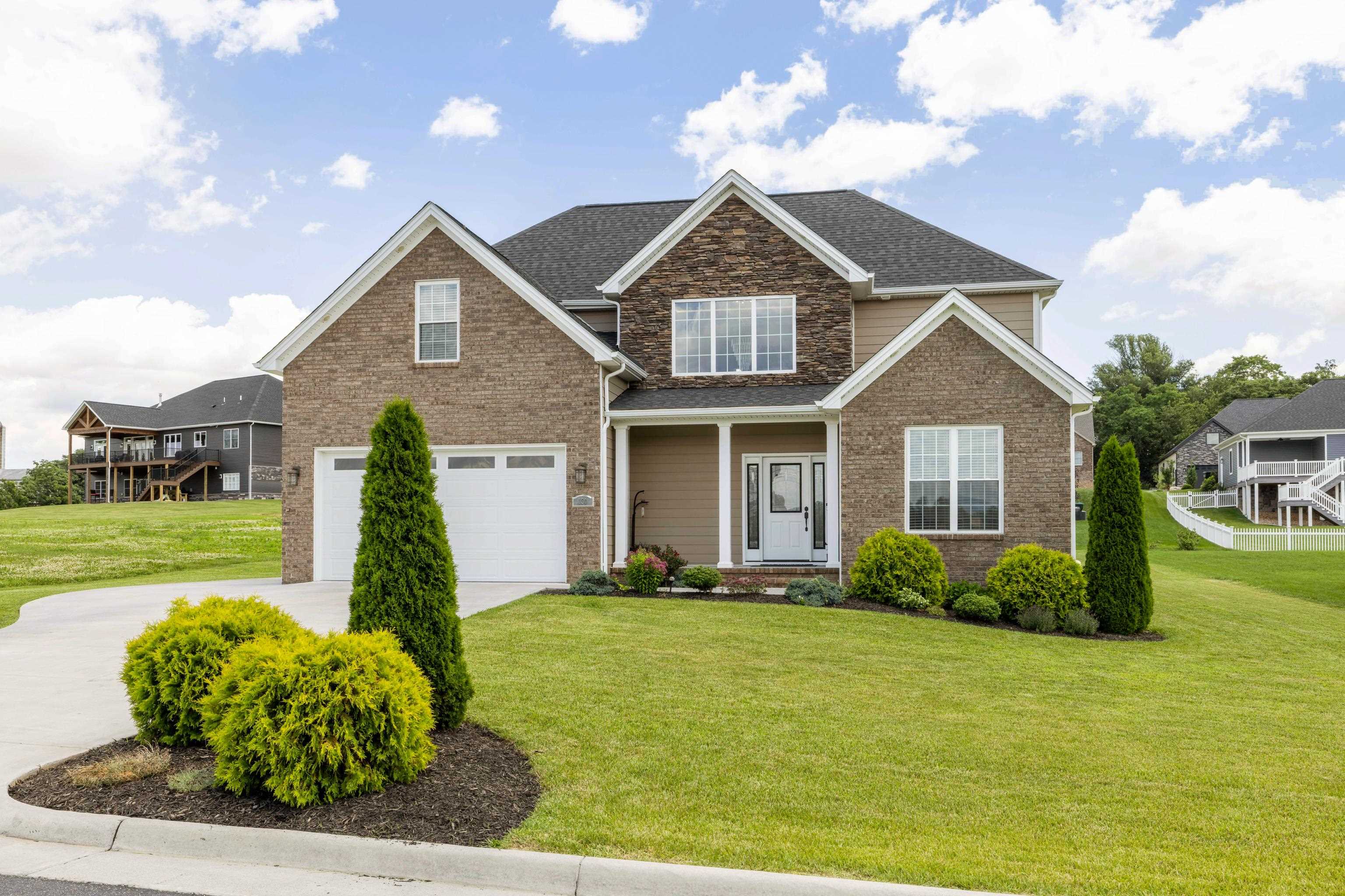 130 TURBINE LN, BRIDGEWATER, Virginia 22812, 4 Bedrooms Bedrooms, ,2 BathroomsBathrooms,Residential,Meticulously Maintained Home in Like New Condition,130 TURBINE LN,666137 MLS # 666137