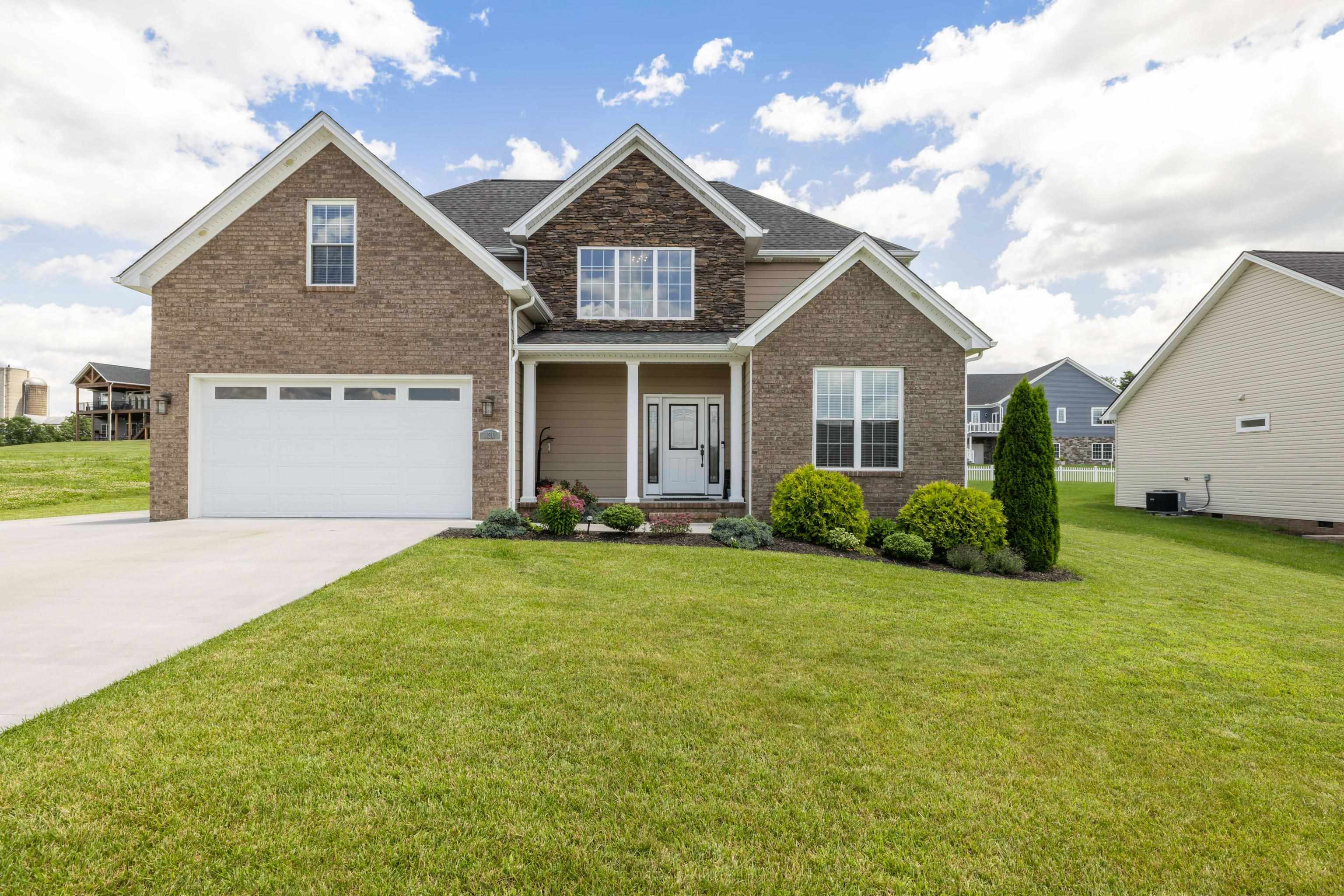 130 TURBINE LN, BRIDGEWATER, Virginia 22812, 4 Bedrooms Bedrooms, ,2 BathroomsBathrooms,Residential,Meticulously Maintained Home in Like New Condition,130 TURBINE LN,666137 MLS # 666137