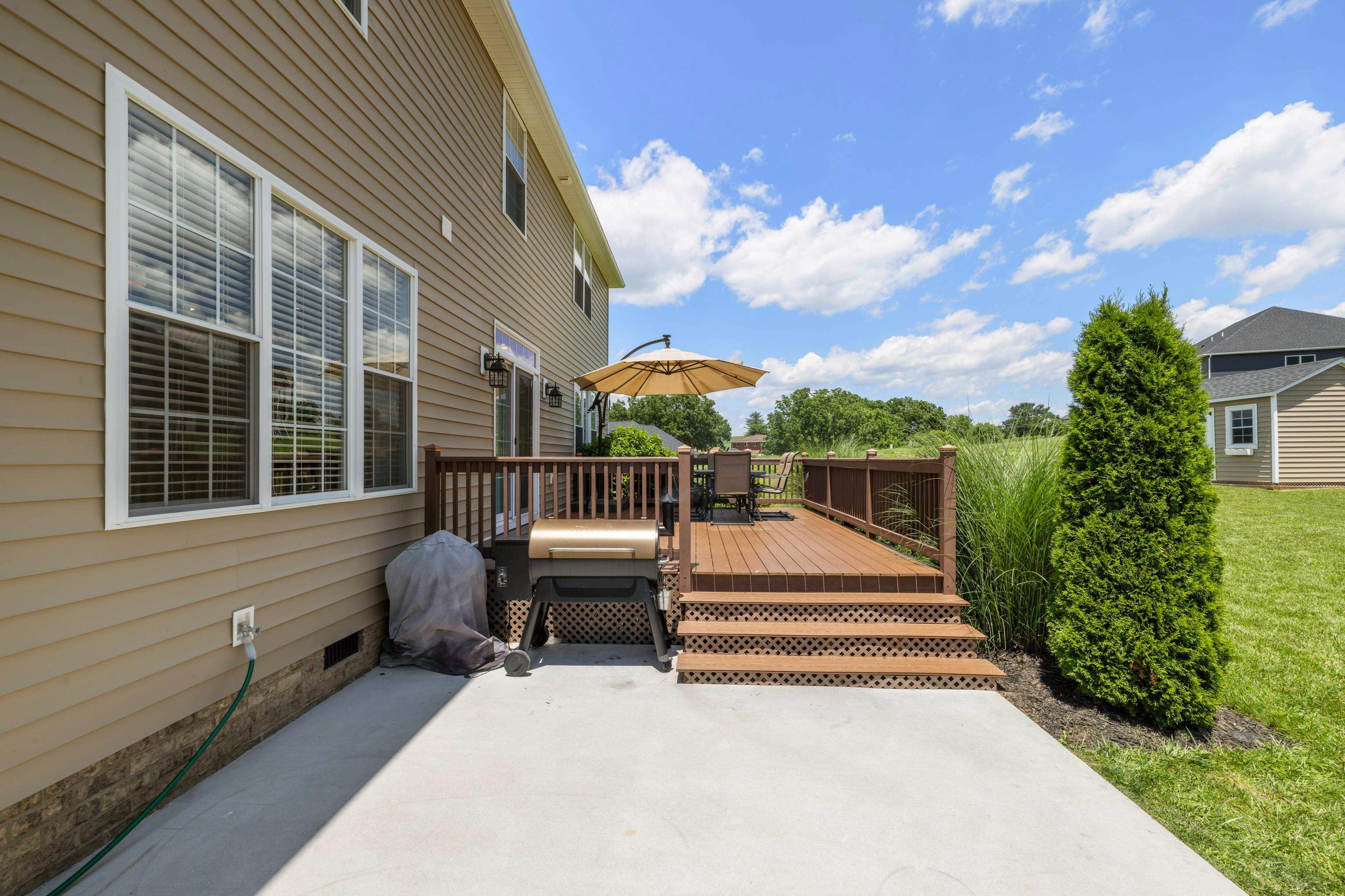 130 TURBINE LN, BRIDGEWATER, Virginia 22812, 4 Bedrooms Bedrooms, ,2 BathroomsBathrooms,Residential,Meticulously Maintained Home in Like New Condition,130 TURBINE LN,666137 MLS # 666137