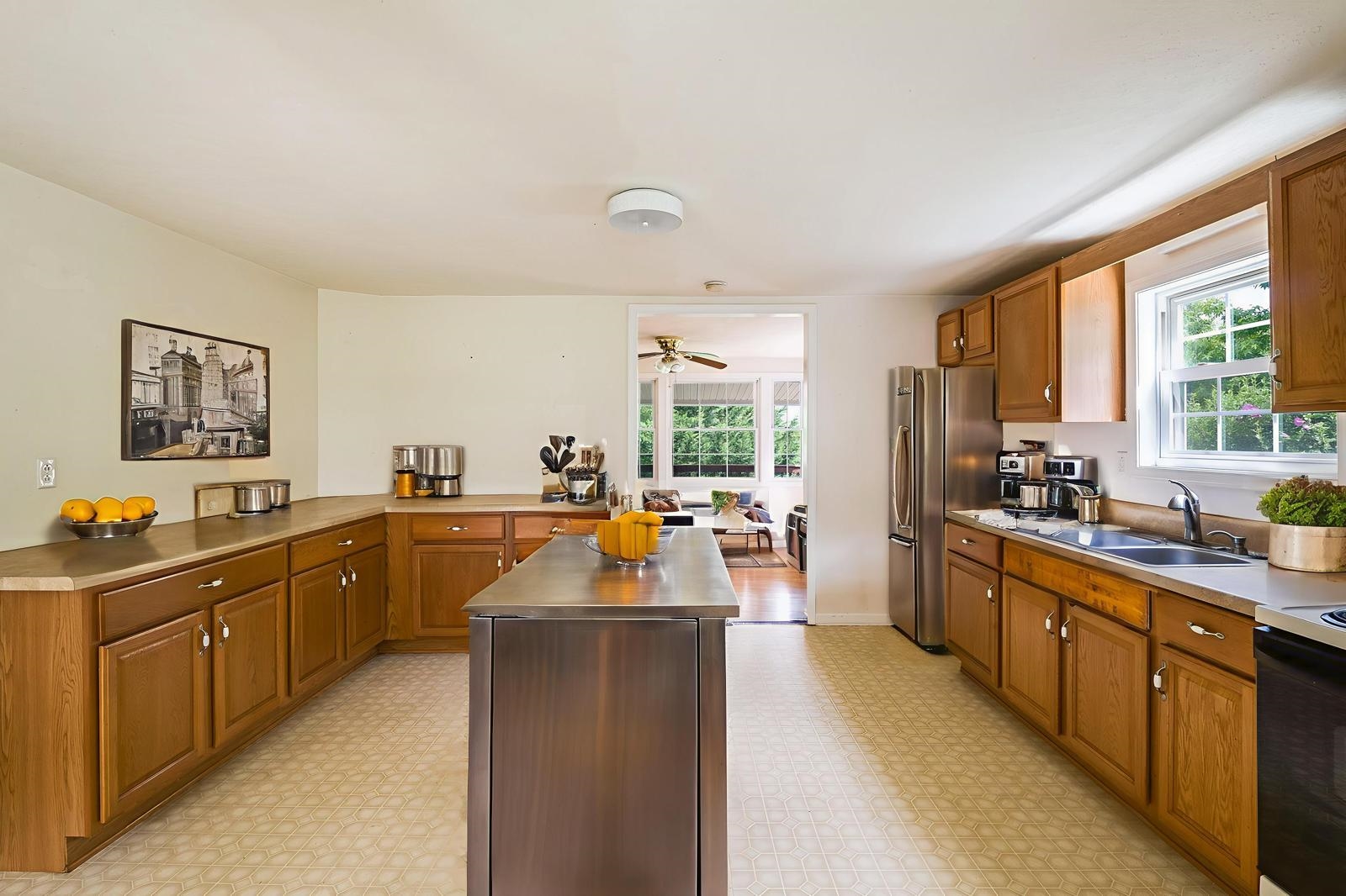 474 STONEY RUN RD, BUENA VISTA, Virginia 24416, 3 Bedrooms Bedrooms, ,1 BathroomBathrooms,Residential,474 STONEY RUN RD,666144 MLS # 666144