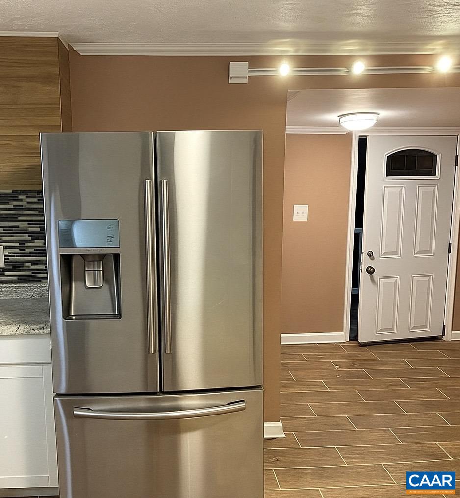 107 W GAY ST, STAUNTON, Virginia 24401, 2 Bedrooms Bedrooms, ,1 BathroomBathrooms,Residential,107 W GAY ST,666149 MLS # 666149