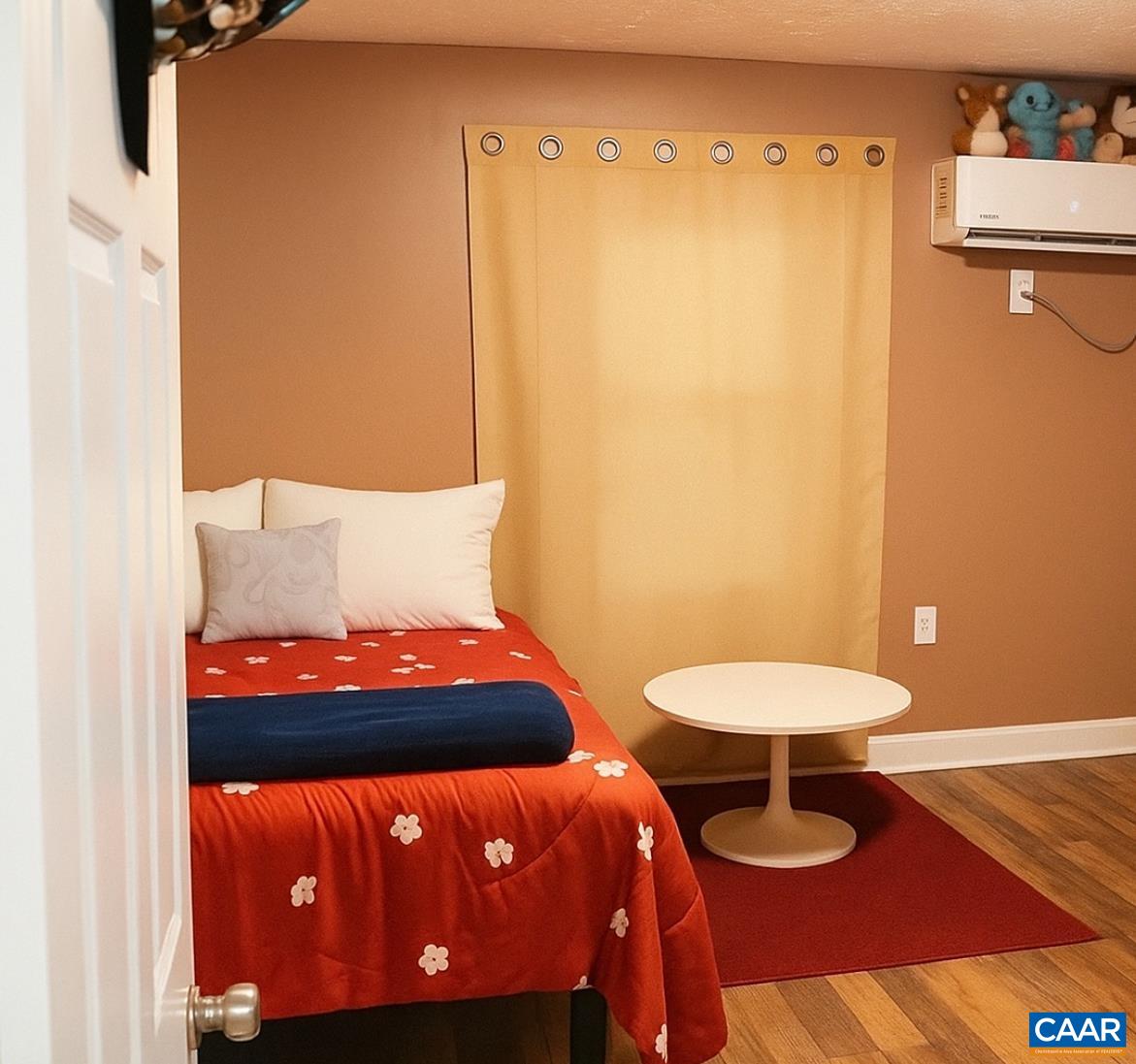 107 W GAY ST, STAUNTON, Virginia 24401, 2 Bedrooms Bedrooms, ,1 BathroomBathrooms,Residential,107 W GAY ST,666149 MLS # 666149