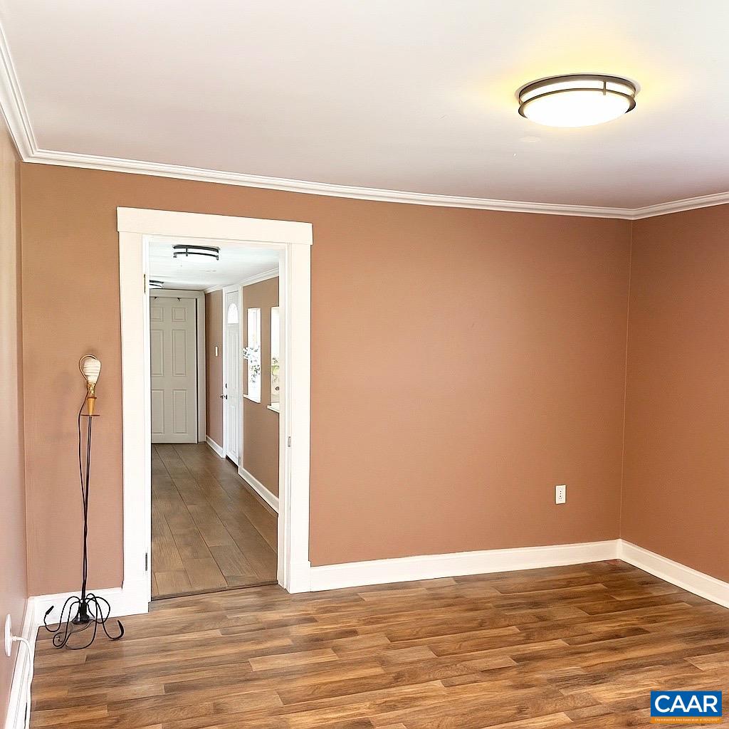 107 W GAY ST, STAUNTON, Virginia 24401, 2 Bedrooms Bedrooms, ,1 BathroomBathrooms,Residential,107 W GAY ST,666149 MLS # 666149