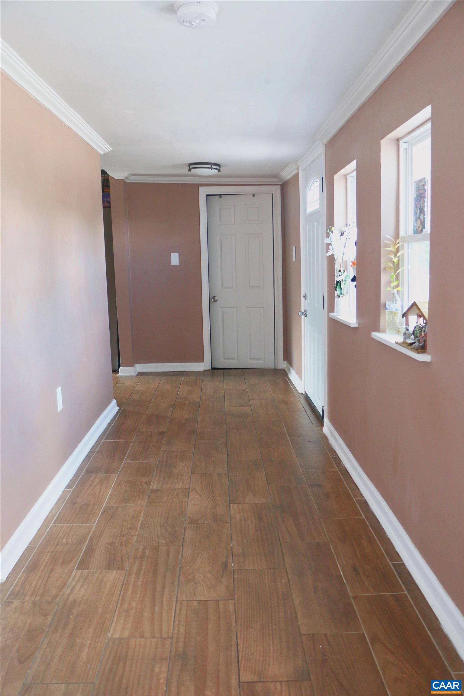 107 W GAY ST, STAUNTON, Virginia 24401, 2 Bedrooms Bedrooms, ,1 BathroomBathrooms,Residential,107 W GAY ST,666149 MLS # 666149