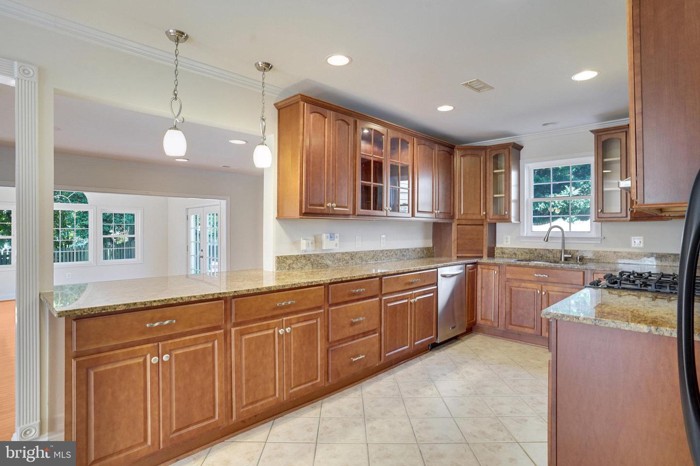 2052 ARCH DR, FALLS CHURCH, Virginia 22043, 4 Bedrooms Bedrooms, ,3 BathroomsBathrooms,Residential,For sale,2052 ARCH DR,VAFX2242242 MLS # VAFX2242242