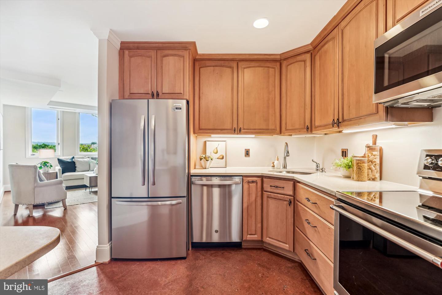 955 26TH ST NW #512, WASHINGTON, District Of Columbia 20037, 2 Bedrooms Bedrooms, ,2 BathroomsBathrooms,Residential,For sale,955 26TH ST NW #512,DCDC2203004 MLS # DCDC2203004