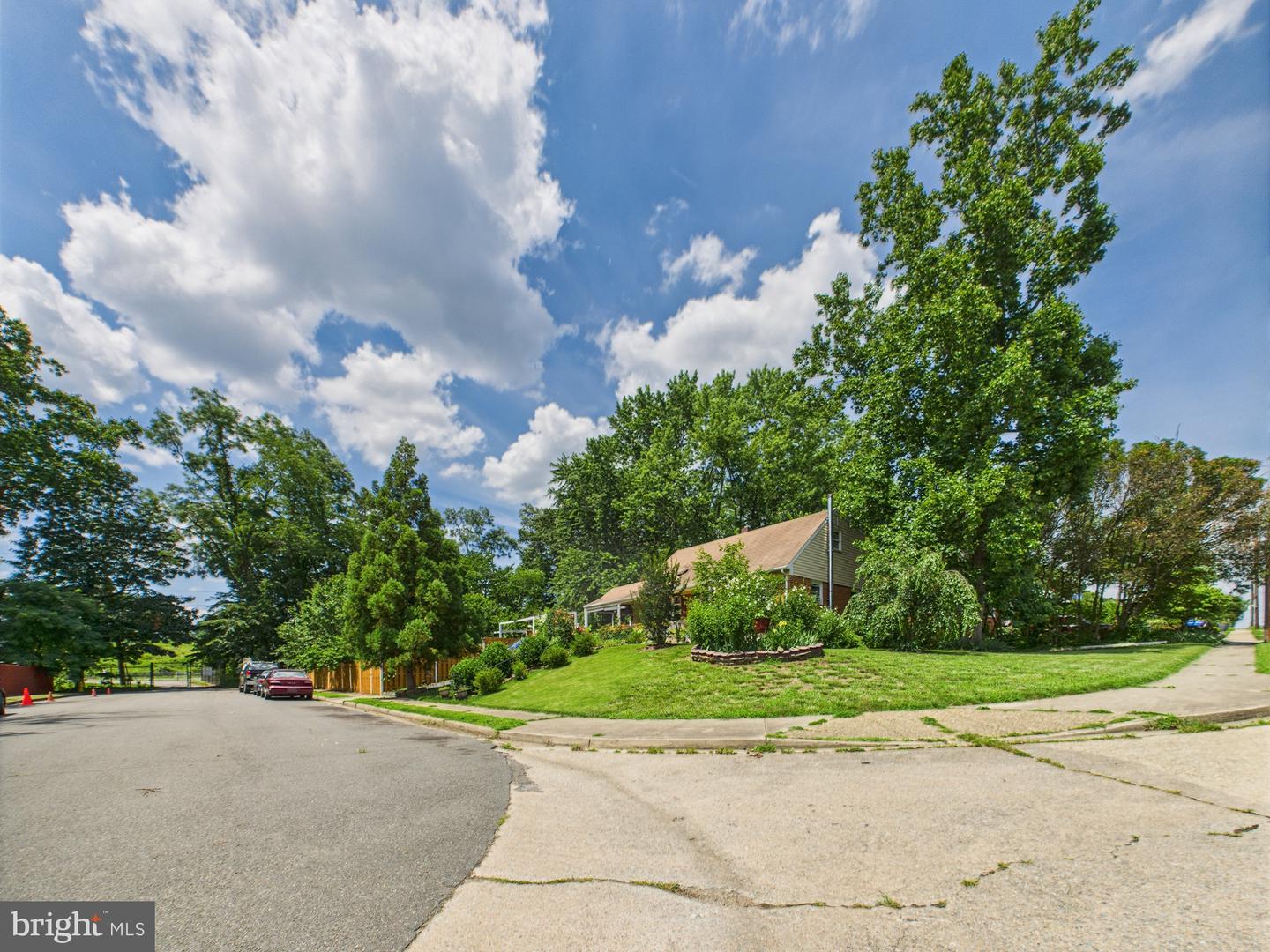 2206 CULPEPER DR, WOODBRIDGE, Virginia 22191, 6 Bedrooms Bedrooms, ,3 BathroomsBathrooms,Residential,For sale,2206 CULPEPER DR,VAPW2095884 MLS # VAPW2095884