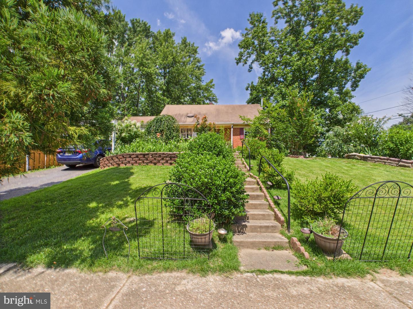 2206 CULPEPER DR, WOODBRIDGE, Virginia 22191, 6 Bedrooms Bedrooms, ,3 BathroomsBathrooms,Residential,For sale,2206 CULPEPER DR,VAPW2095884 MLS # VAPW2095884