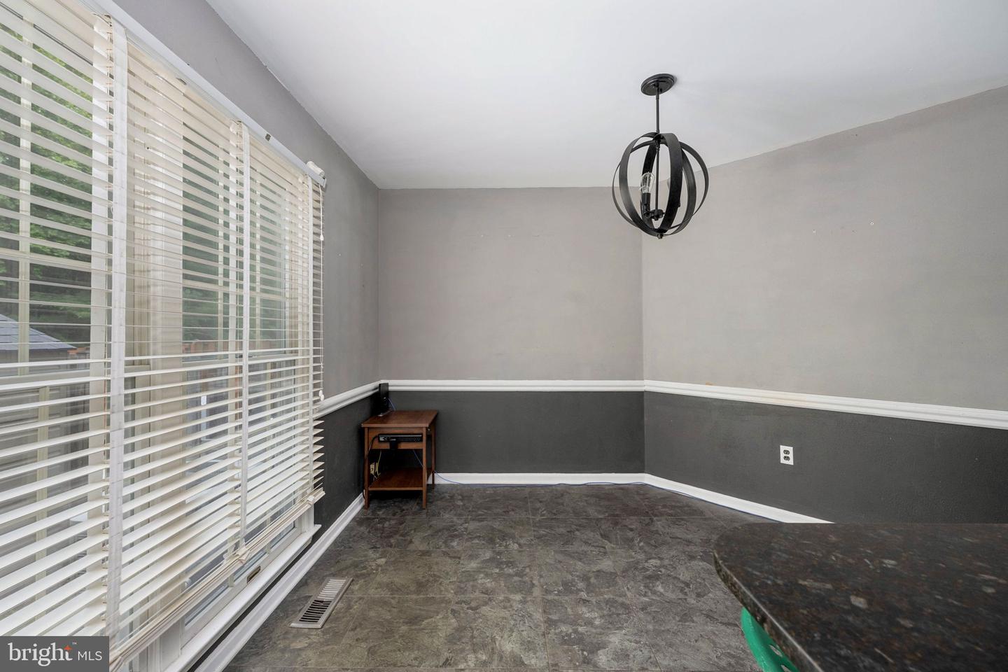 12329 MANCHESTER WAY, WOODBRIDGE, Virginia 22192, 3 Bedrooms Bedrooms, ,2 BathroomsBathrooms,Residential,For sale,12329 MANCHESTER WAY,VAPW2096026 MLS # VAPW2096026