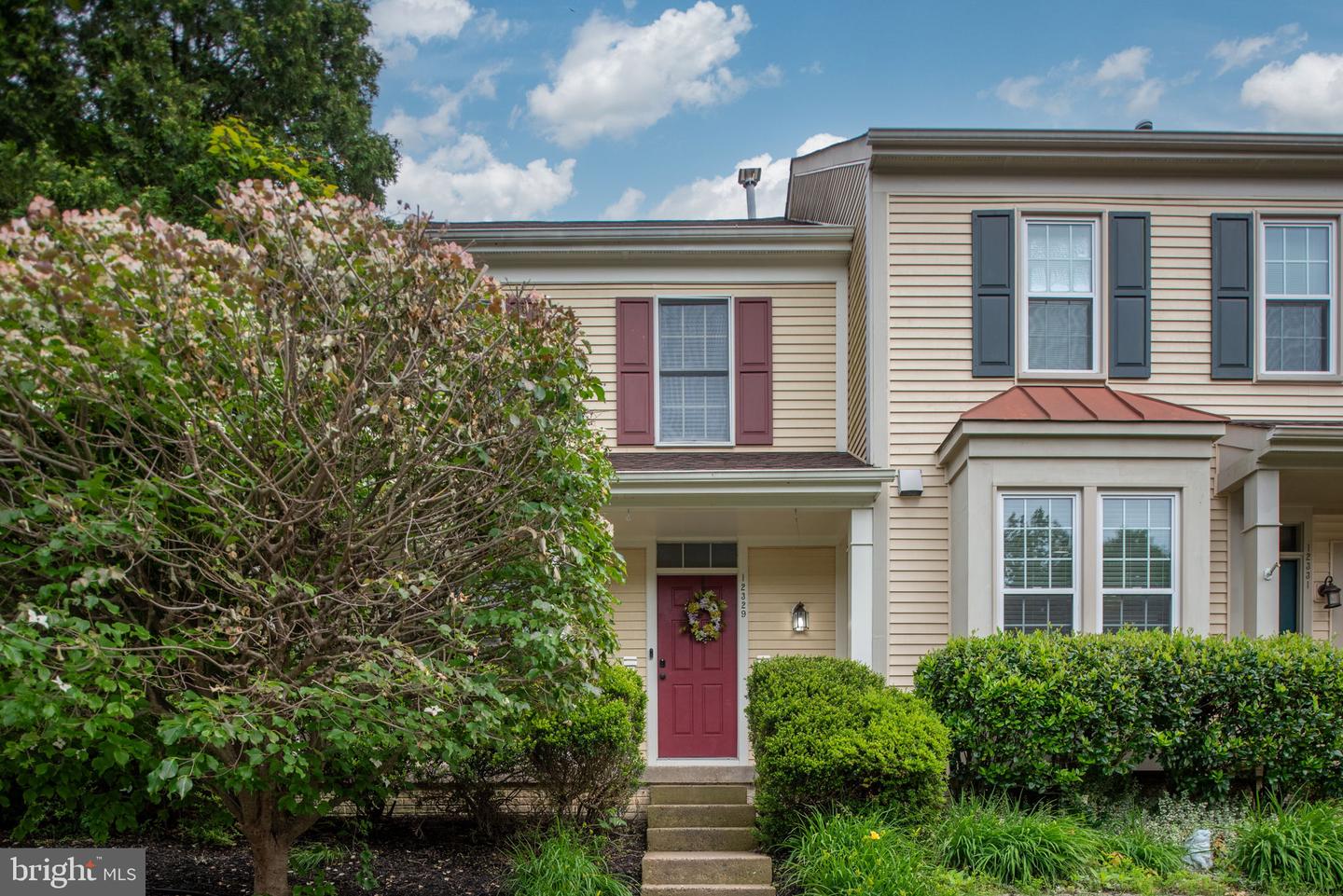12329 MANCHESTER WAY, WOODBRIDGE, Virginia 22192, 3 Bedrooms Bedrooms, ,2 BathroomsBathrooms,Residential,For sale,12329 MANCHESTER WAY,VAPW2096026 MLS # VAPW2096026