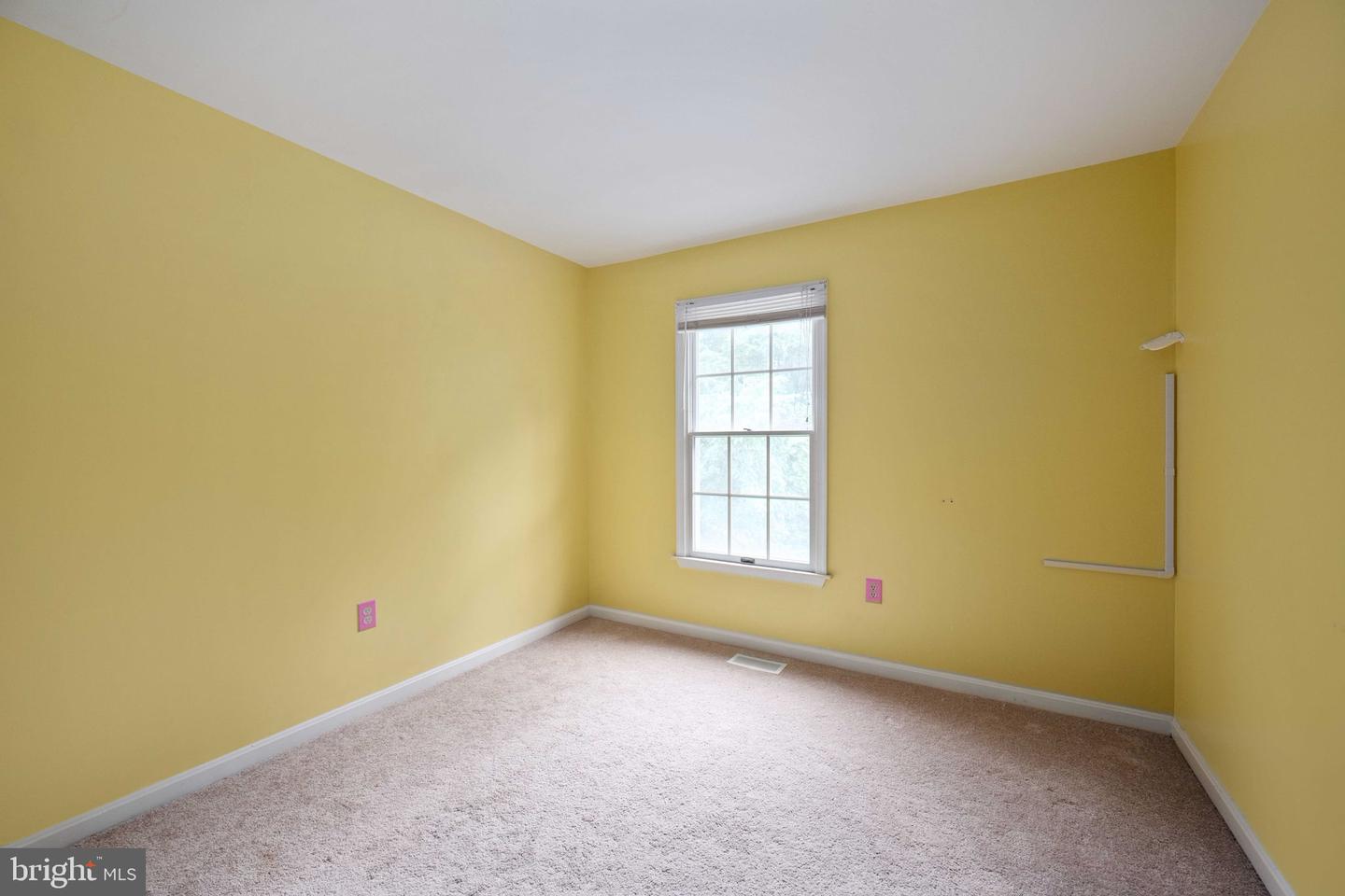 12329 MANCHESTER WAY, WOODBRIDGE, Virginia 22192, 3 Bedrooms Bedrooms, ,2 BathroomsBathrooms,Residential,For sale,12329 MANCHESTER WAY,VAPW2096026 MLS # VAPW2096026