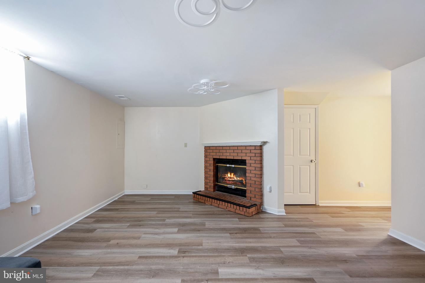12329 MANCHESTER WAY, WOODBRIDGE, Virginia 22192, 3 Bedrooms Bedrooms, ,2 BathroomsBathrooms,Residential,For sale,12329 MANCHESTER WAY,VAPW2096026 MLS # VAPW2096026