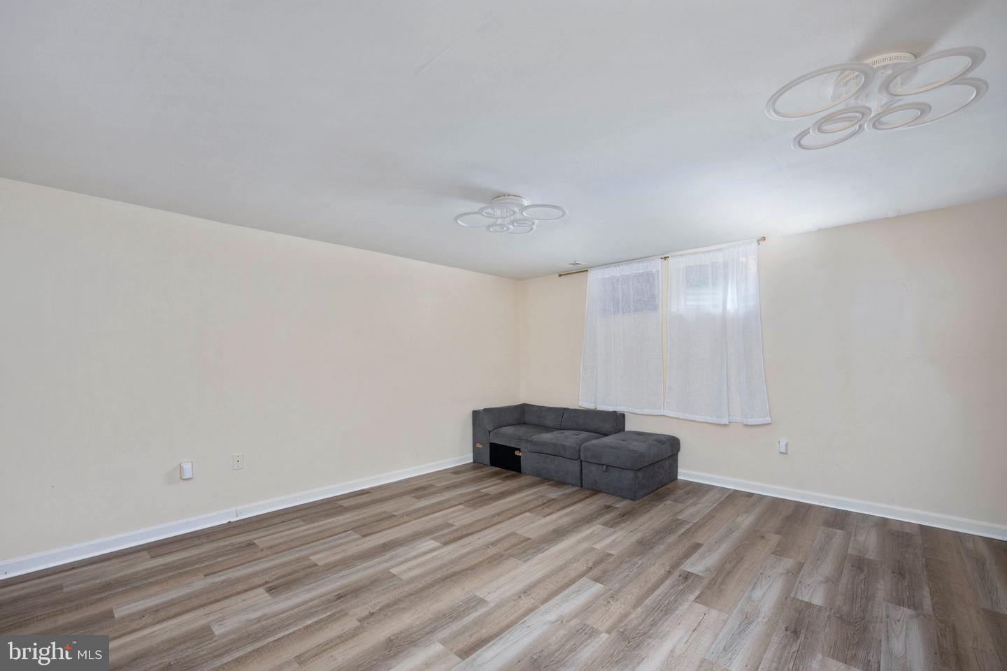 12329 MANCHESTER WAY, WOODBRIDGE, Virginia 22192, 3 Bedrooms Bedrooms, ,2 BathroomsBathrooms,Residential,For sale,12329 MANCHESTER WAY,VAPW2096026 MLS # VAPW2096026