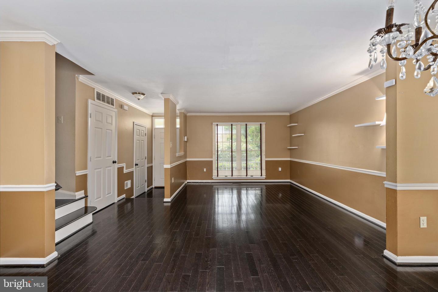 12329 MANCHESTER WAY, WOODBRIDGE, Virginia 22192, 3 Bedrooms Bedrooms, ,2 BathroomsBathrooms,Residential,For sale,12329 MANCHESTER WAY,VAPW2096026 MLS # VAPW2096026