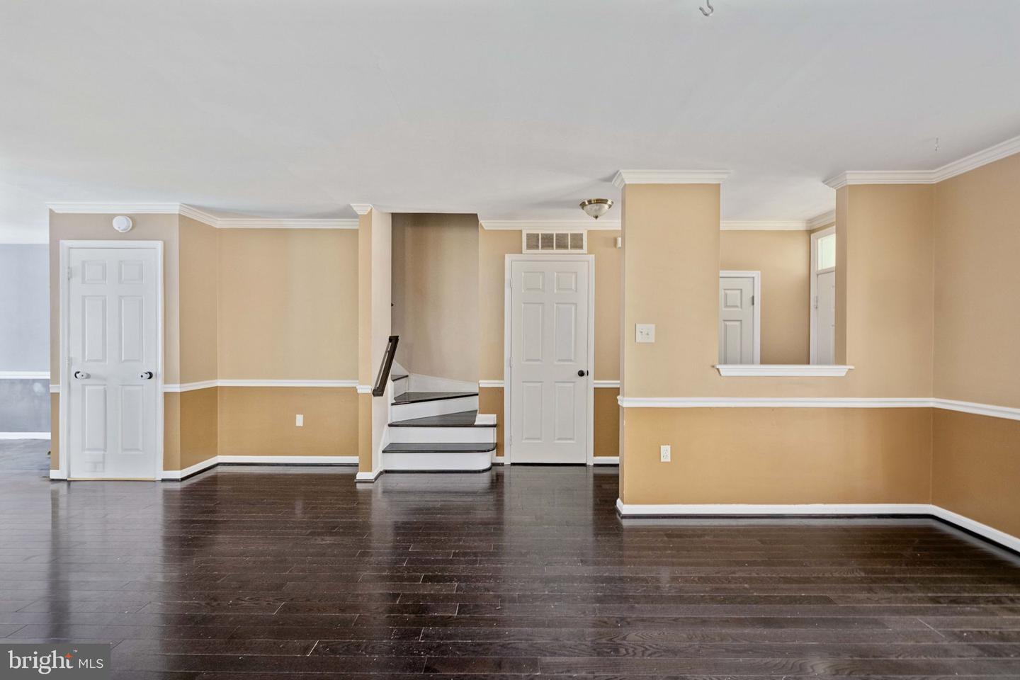 12329 MANCHESTER WAY, WOODBRIDGE, Virginia 22192, 3 Bedrooms Bedrooms, ,2 BathroomsBathrooms,Residential,For sale,12329 MANCHESTER WAY,VAPW2096026 MLS # VAPW2096026