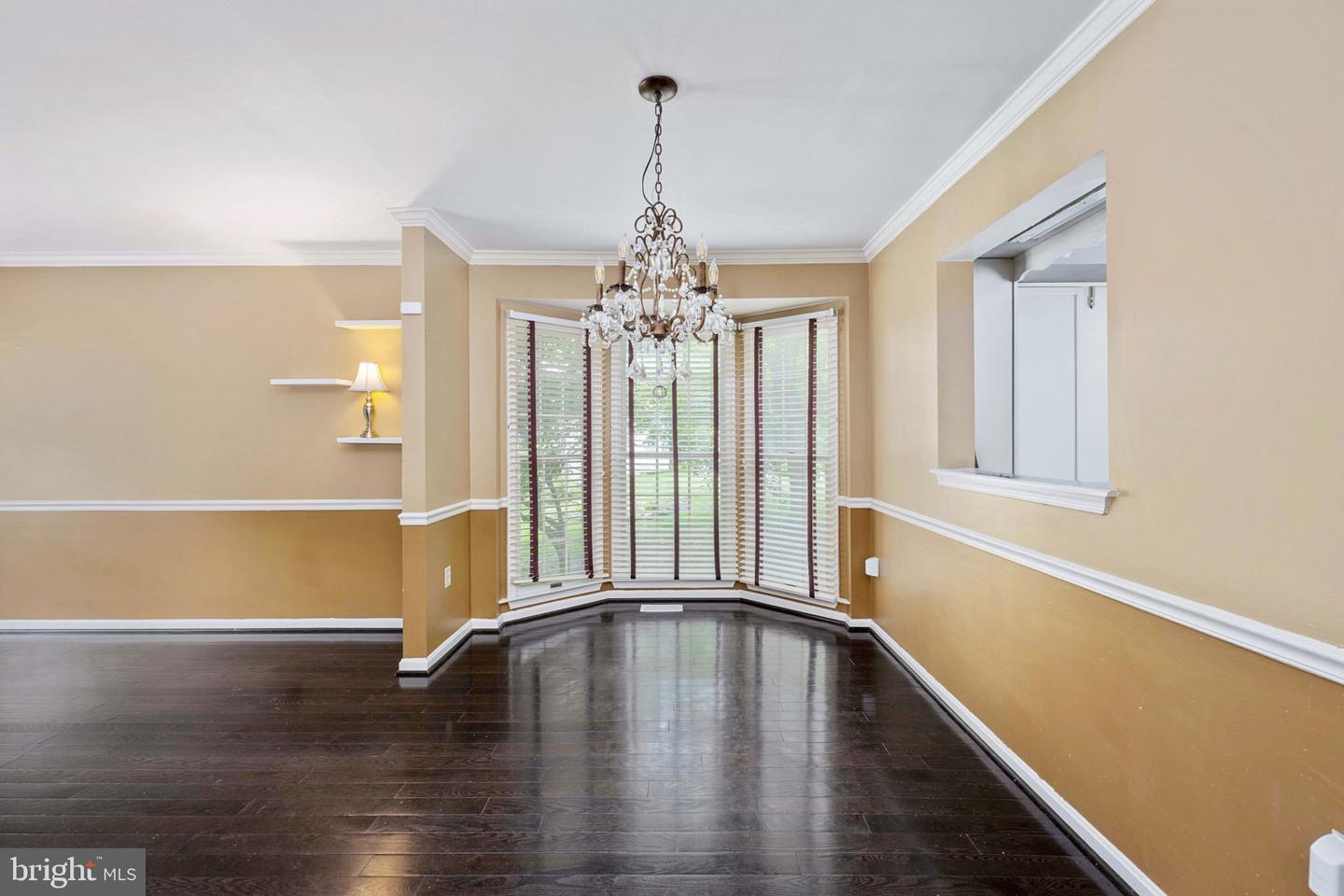 12329 MANCHESTER WAY, WOODBRIDGE, Virginia 22192, 3 Bedrooms Bedrooms, ,2 BathroomsBathrooms,Residential,For sale,12329 MANCHESTER WAY,VAPW2096026 MLS # VAPW2096026