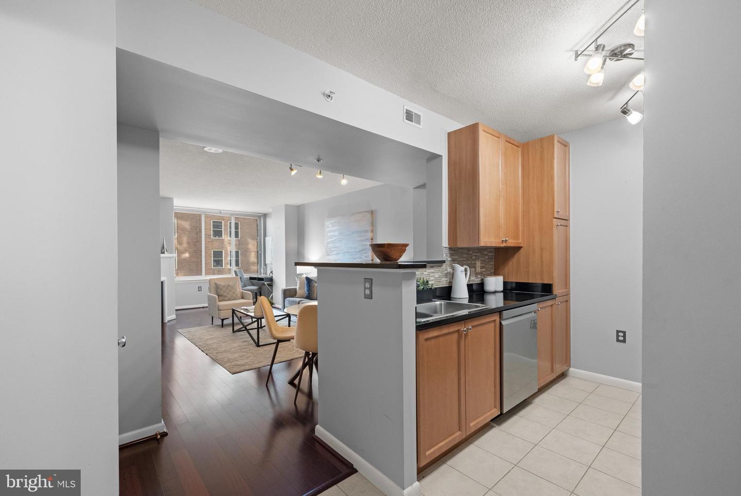 851 N GLEBE RD #1508, ARLINGTON, Virginia 22203, 1 Bedroom Bedrooms, ,1 BathroomBathrooms,Residential,For sale,851 N GLEBE RD #1508,VAAR2058584 MLS # VAAR2058584