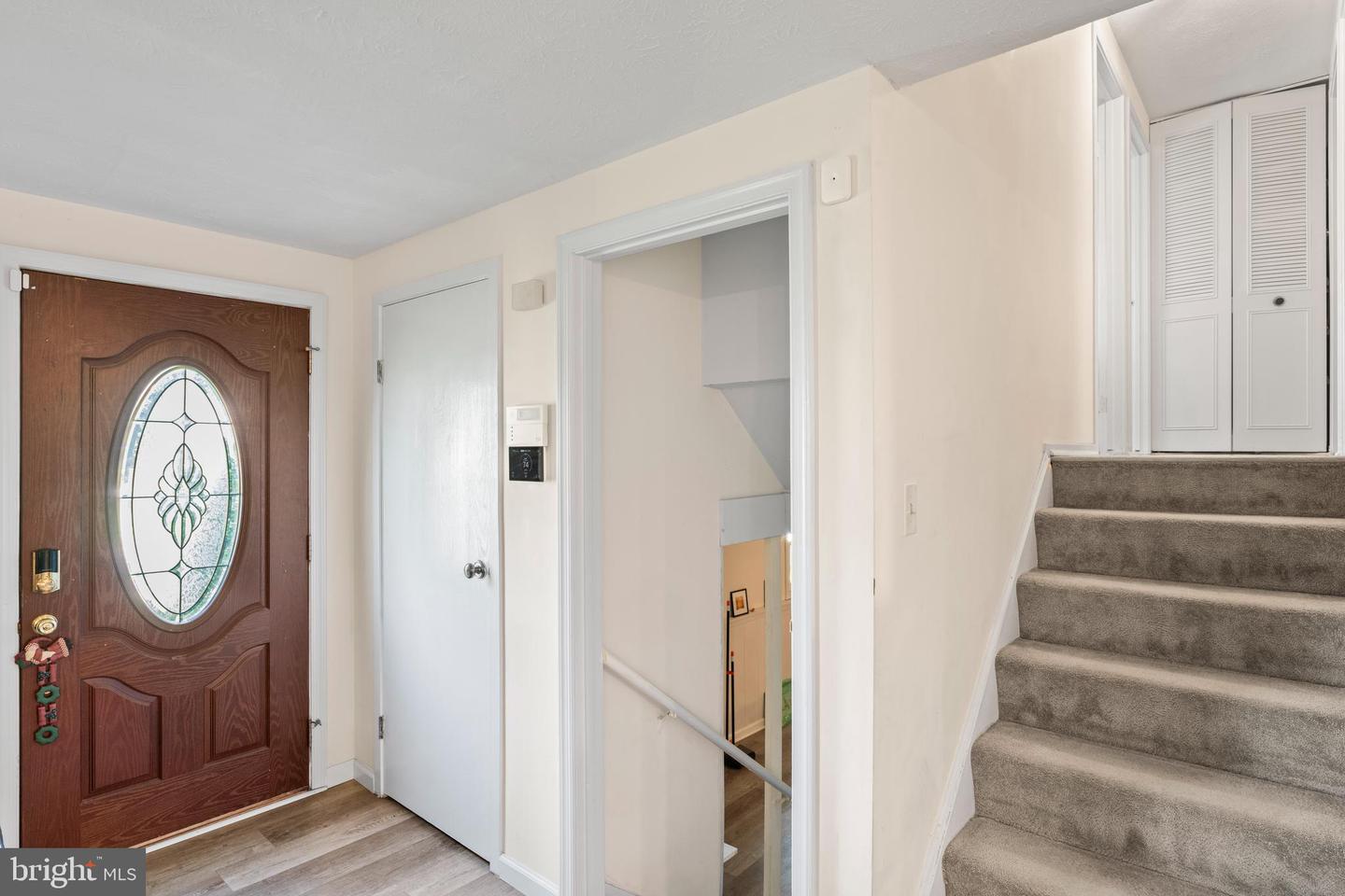 7627 FALLSWOOD WAY, LORTON, Virginia 22079, 3 Bedrooms Bedrooms, ,3 BathroomsBathrooms,Residential,For sale,7627 FALLSWOOD WAY,VAFX2245342 MLS # VAFX2245342