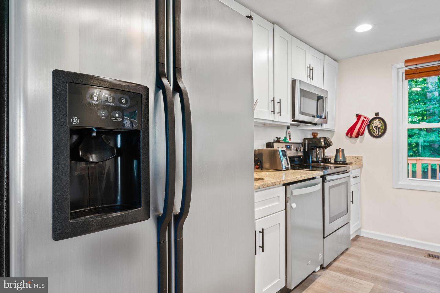 7627 FALLSWOOD WAY, LORTON, Virginia 22079, 3 Bedrooms Bedrooms, ,3 BathroomsBathrooms,Residential,For sale,7627 FALLSWOOD WAY,VAFX2245342 MLS # VAFX2245342