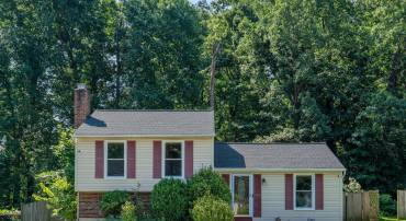 7627 FALLSWOOD WAY, LORTON, Virginia 22079, 3 Bedrooms Bedrooms, ,3 BathroomsBathrooms,Residential,For sale,7627 FALLSWOOD WAY,VAFX2245342 MLS # VAFX2245342