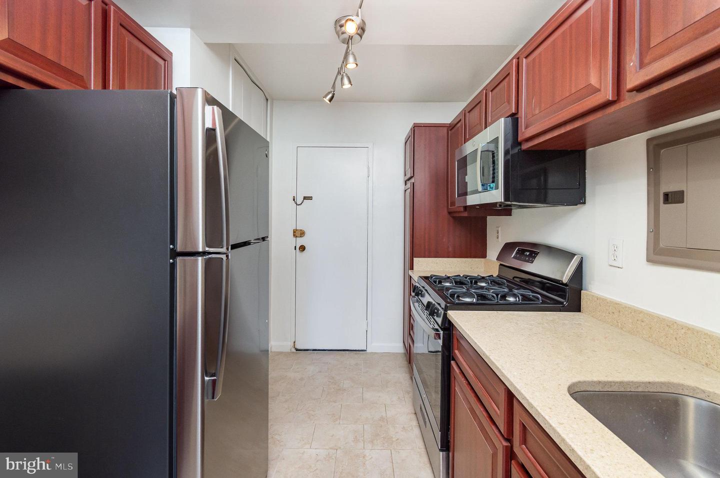 4201 CATHEDRAL AVE NW #910W, WASHINGTON, District Of Columbia 20016, 1 Bedroom Bedrooms, ,1 BathroomBathrooms,Residential,For sale,4201 CATHEDRAL AVE NW #910W,DCDC2204340 MLS # DCDC2204340