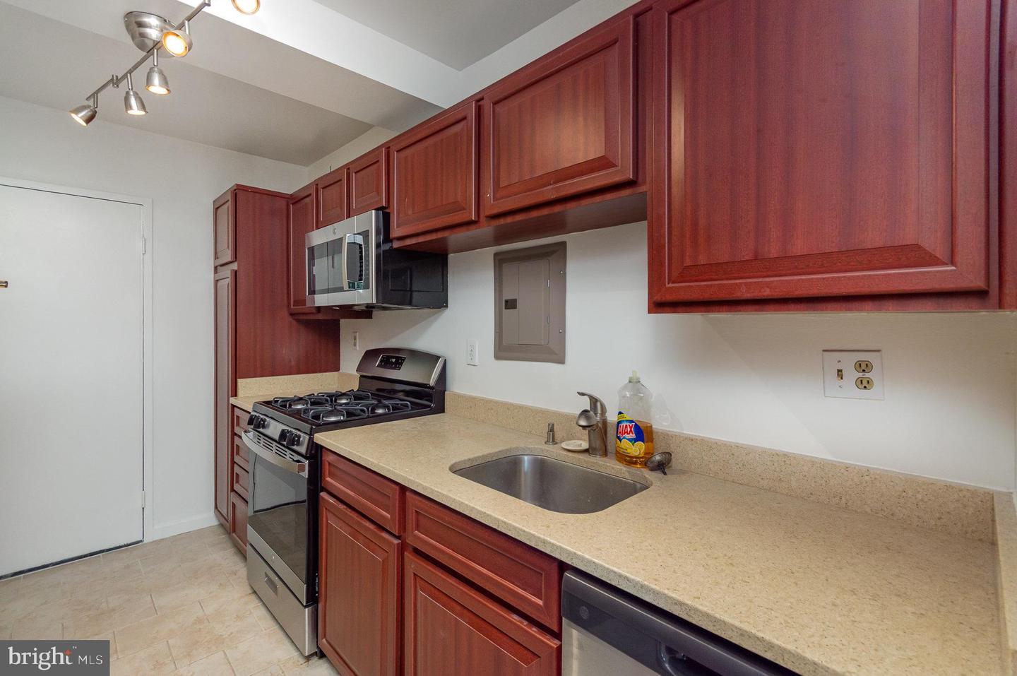 4201 CATHEDRAL AVE NW #910W, WASHINGTON, District Of Columbia 20016, 1 Bedroom Bedrooms, ,1 BathroomBathrooms,Residential,For sale,4201 CATHEDRAL AVE NW #910W,DCDC2204340 MLS # DCDC2204340
