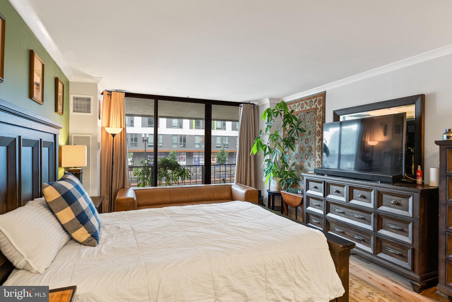 2700 VIRGINIA AVE NW #109, WASHINGTON, District Of Columbia 20037, 2 Bedrooms Bedrooms, ,2 BathroomsBathrooms,Residential,For sale,2700 VIRGINIA AVE NW #109,DCDC2204840 MLS # DCDC2204840